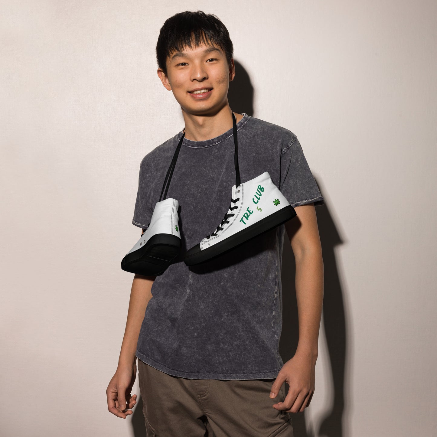 TRE Club 5 Men’s high top canvas shoes