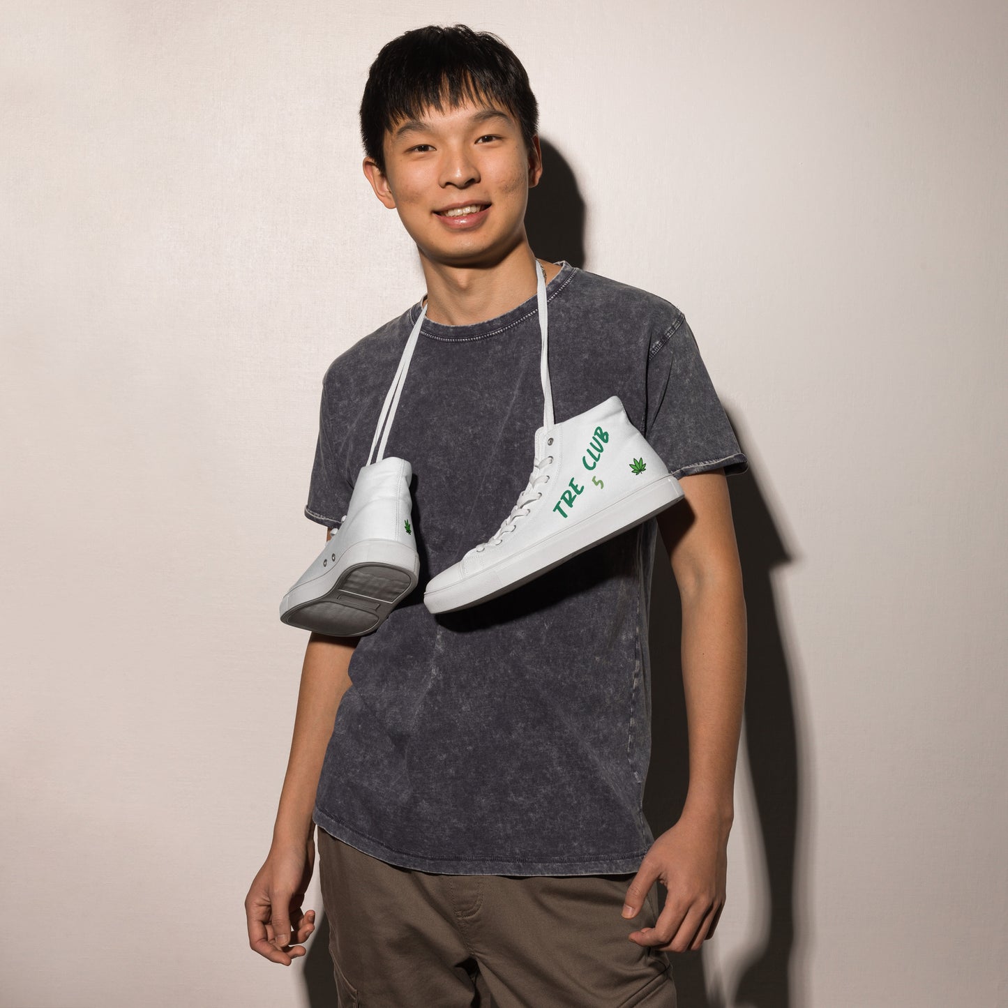 TRE Club 5 Men’s high top canvas shoes